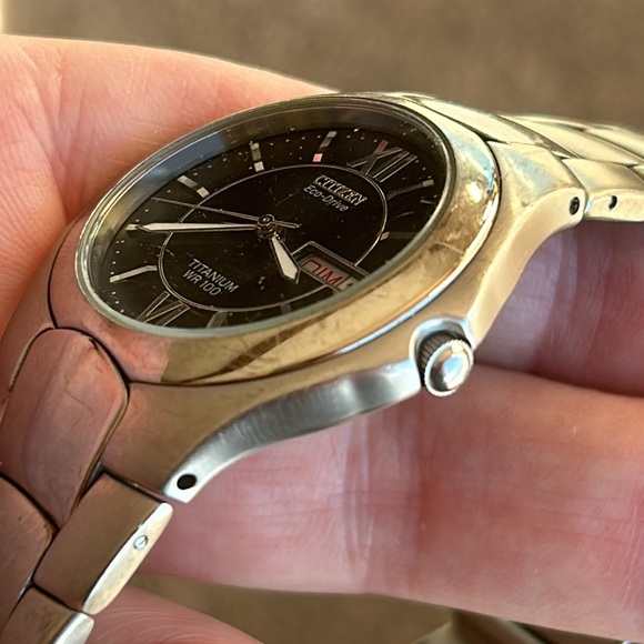 Citizen Eco-Drive Titanium E100-K18434 CK - Picture 6 of 10